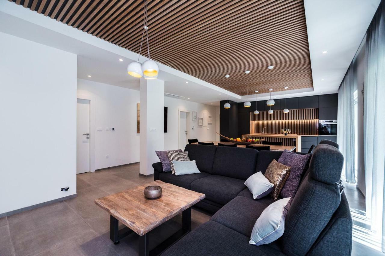 Apartments Villa Castello Kaštela Zewnętrze zdjęcie